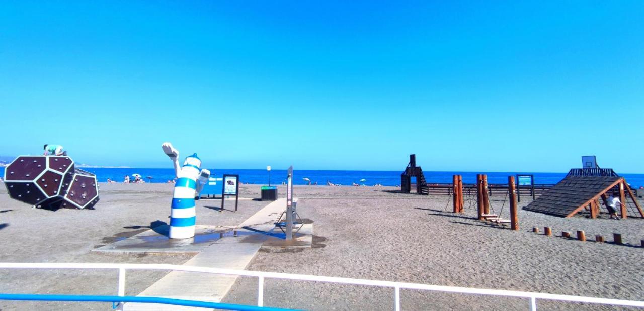 Buenavista Frente Al Mar - Alojamientos La Torre Torre Del Mar Exterior photo
